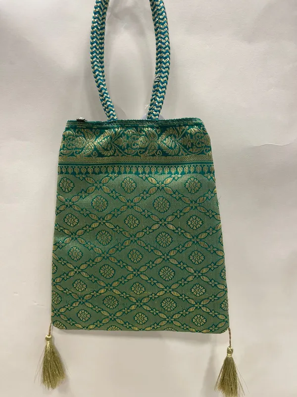 Green_Banarasi_Trishaped_Hand_Bag_HBG_22