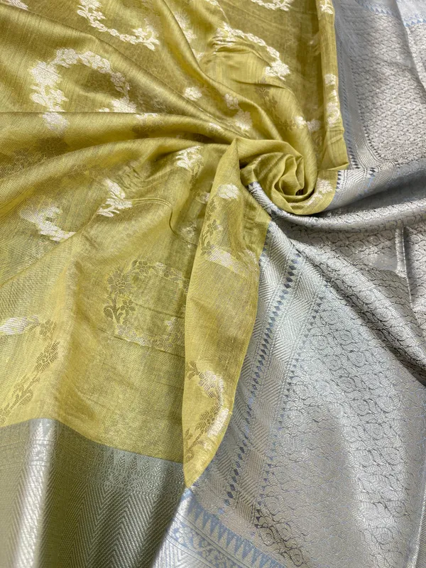 Mehndi_Green_Cotton_Water_Ring_Zari_Booti_Banarasi_Saree_JVC_1