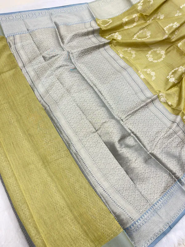 Mehndi_Green_Cotton_Water_Ring_Zari_Booti_Banarasi_Saree_JVC_1