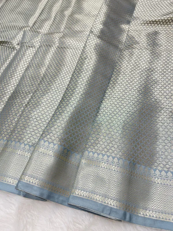 Mehndi_Green_Cotton_Water_Ring_Zari_Booti_Banarasi_Saree_JVC_1