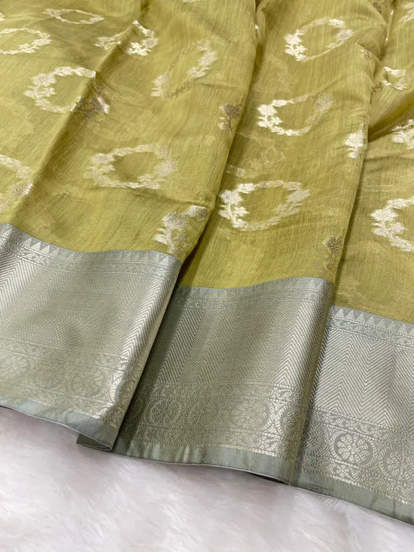 Mehndi_Green_Cotton_Water_Ring_Zari_Booti_Banarasi_Saree_JVC_1