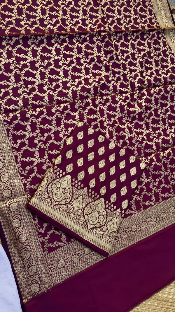 Purple_Katan_Silk_Floral_Zari_Booti_Banarasi_With_Floral_Jaal_Dupatta_Suit_Set_Skl_Pk6