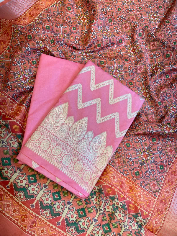 Pink_Katan_Silk_Zari_Zig-Zag_with_Cotton_Print_Dupatta_Banarasi_3_pcs_Suit_Set_1500AJ_KCP12