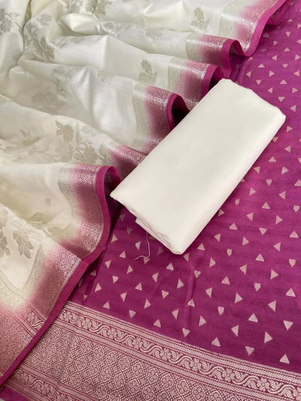 Magenta_Pashmina_Silk_Chunri_Zari_Booti_Banarasi_Suit_with_Contrast_Off_white_Floral_Jaal_Dupatta_1250DAN_PMC3
