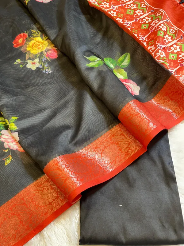 Black_Plain_Mercerised_Silk_Banarasi_Suit_Set_with_Contrast_Red_Digital_Print_Dupatta_650SKL_MS2