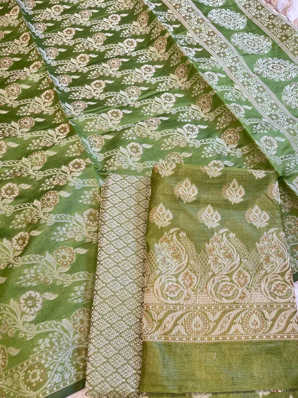 Green_Cotton_Floral_Resham_Booti_with_Floral_Jaal_Dupatta_Banarasi_Suit_600AJ_PJS18