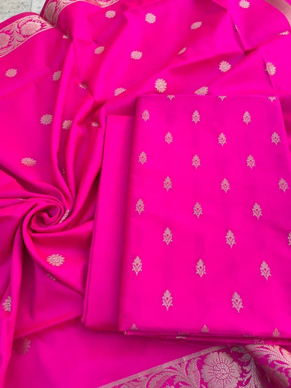 Magenta_Katan_Silk_Zari_Booti_with_Kimkhab_Dupatta_Banarasi_3_pcs_Suit_Set_700SKL_KS37
