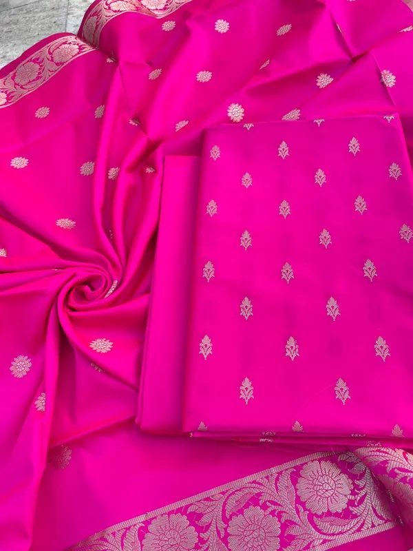 Magenta_Katan_Silk_Zari_Booti_with_Kimkhab_Dupatta_Banarasi_3_pcs_Suit_Set_700SKL_KS37