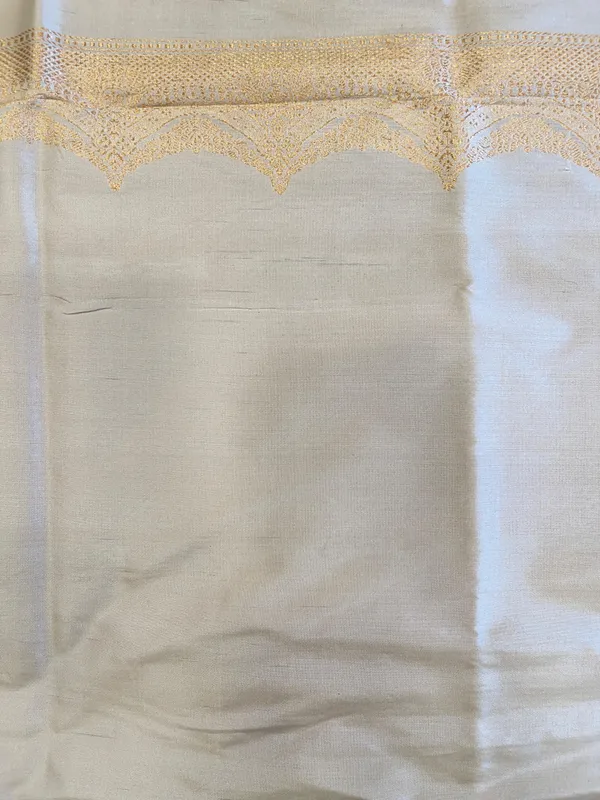 Pure_Handloom_Beige_Katan_Silk_Silver_Zari_Booti_Kadhwa_Banarasi_3_pcs_Suit_Set_14000PR_KS5