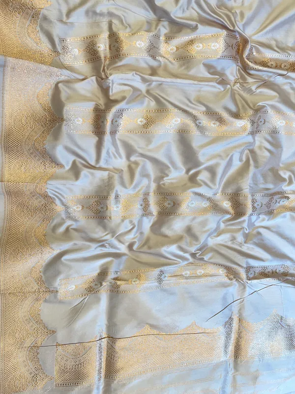 Pure_Handloom_Beige_Katan_Silk_Silver_Zari_Booti_Kadhwa_Banarasi_3_pcs_Suit_Set_14000PR_KS5