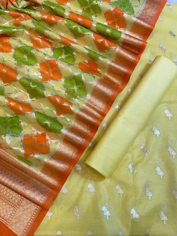 Yellow_Pure_Cotton_Lorex_weave_Dual_Zari_Booti_Banarasi_Suit_1300IM_PCL17