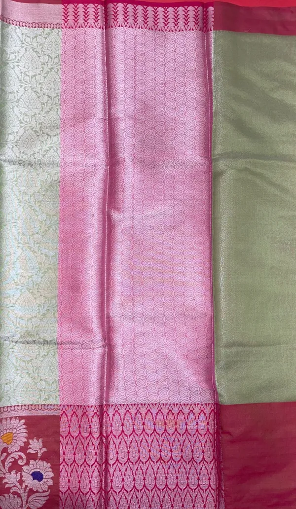 Green_Kanjeevaram_Banarasi_Sarees_For_Women_GEMA9