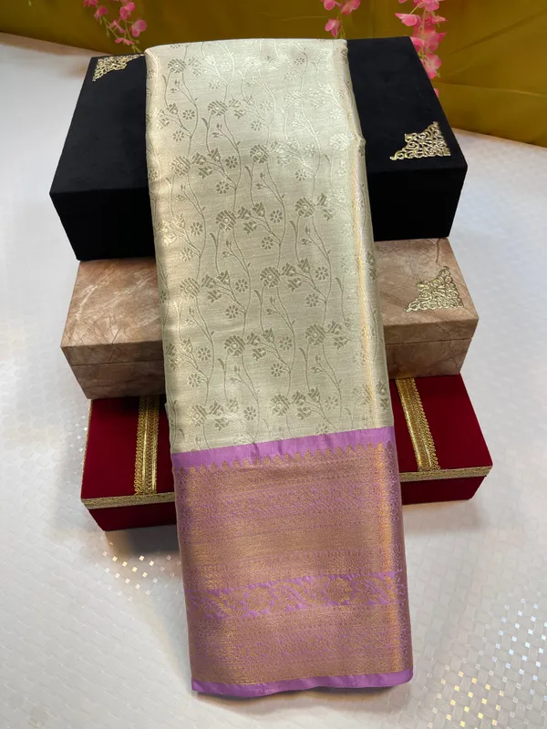 Beige_Kanjeevaram_Soft_Silk_Floral_Jaal_Contrast_Purple_Border_Banarasi_Saree_MS_KS3