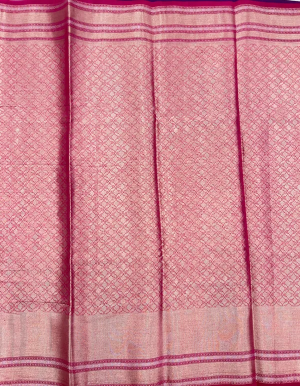 Humairah_Pure_Handloom_Purple_Munga_Silk_Floral_Copper_Zari_Booti_with_Contrast_Magenta_Floral_Jaal_Pallu_Skirt_Zari_Border_with_Magenta_Blouse