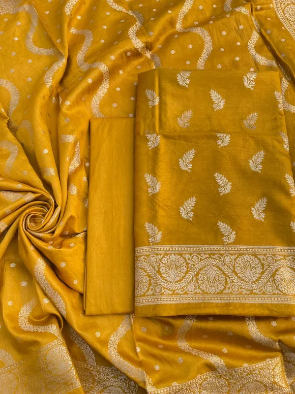 Mustard_Gold_Soft_Viscose_Silk_Vasket_Zari_Booti_with_Leheriya_Dupatta_1050BFS_SV1