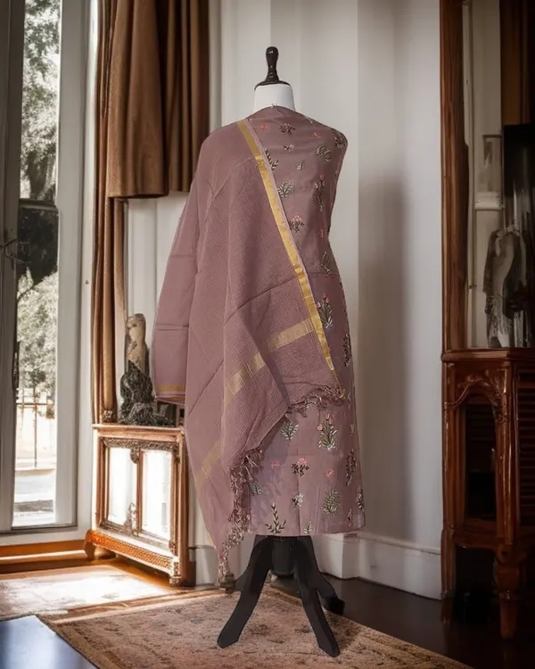 Mauve_Chiniya_Silk_Embroidery_Booti_Daman_Banarasi_Suit_with_Kota_Check_Dupatta_1000SKL_CSE5