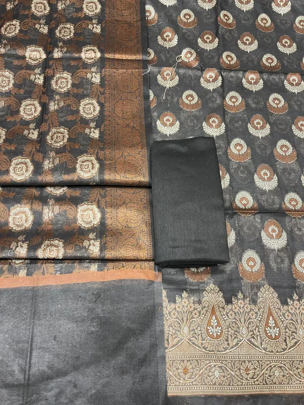 Humairah_Black_Cotton_Floral_Zari_Resham_Mina_Boota_3_pcs_Suit_set_with_Plain_Bottom_and_Floral_Zari_Mina_Jaal_Black_Dupatta