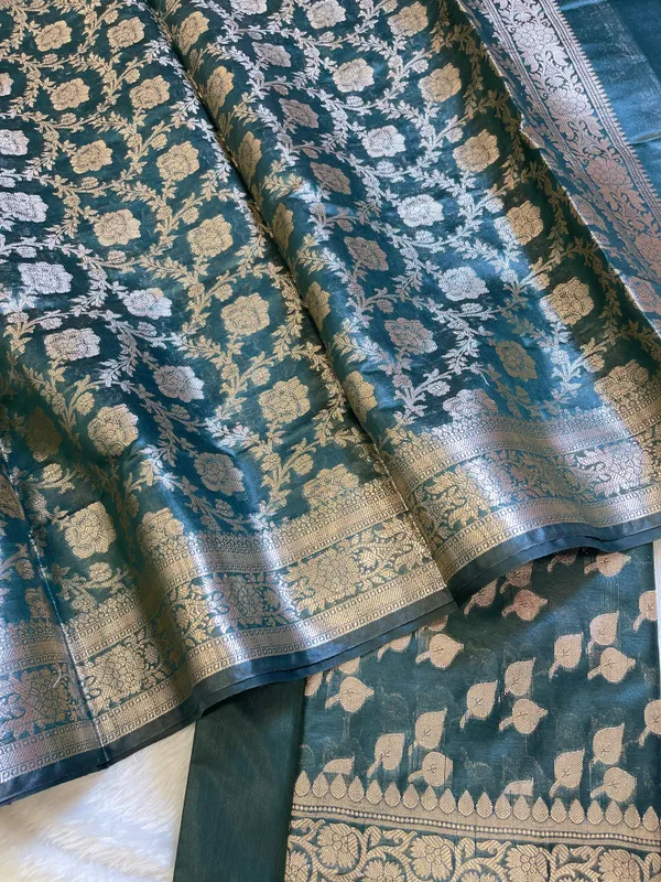 Dark_Green_Cotton_Silk_Floral_Zari_Booti_Banarasi_3_pcs_Suit_Set_675JVC_131