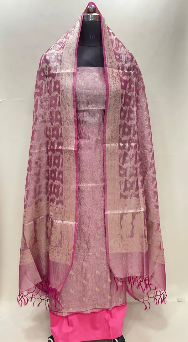 Humairah_Magenta_Crush_Tissue_Floral_Zari_Booti_3_pcs_Suit_Set_with_Plain_Bottom_and_Floral_Zari_Checkered_Booti_Magenta_Dupatta