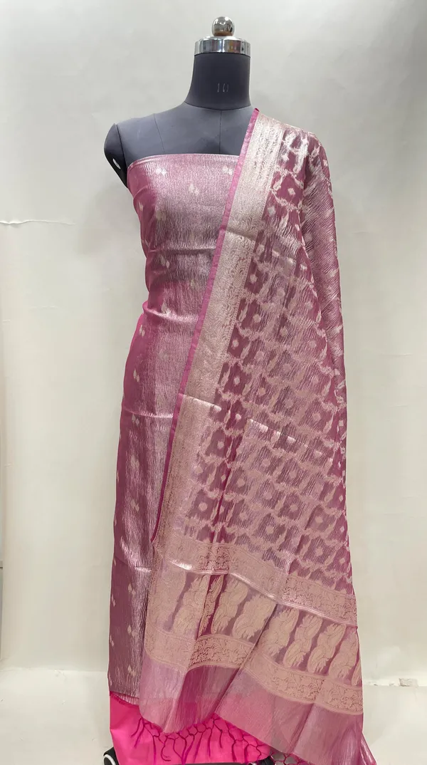 Humairah_Magenta_Crush_Tissue_Floral_Zari_Booti_3_pcs_Suit_Set_with_Plain_Bottom_and_Floral_Zari_Checkered_Booti_Magenta_Dupatta