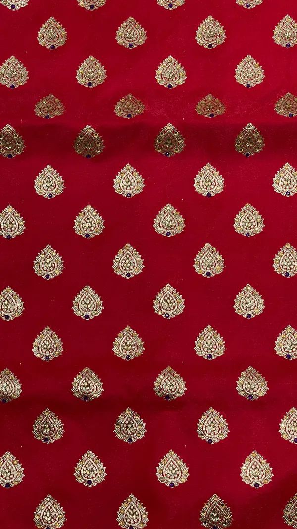 Humairah_Presents_Red_Satin_Silk_Floral_Zari_Booti_Low_Stone_Work_Skirt_Pan_Boota_Zari_Border_with_Contrast_Blue_Pallu_and_Blue_Blouse