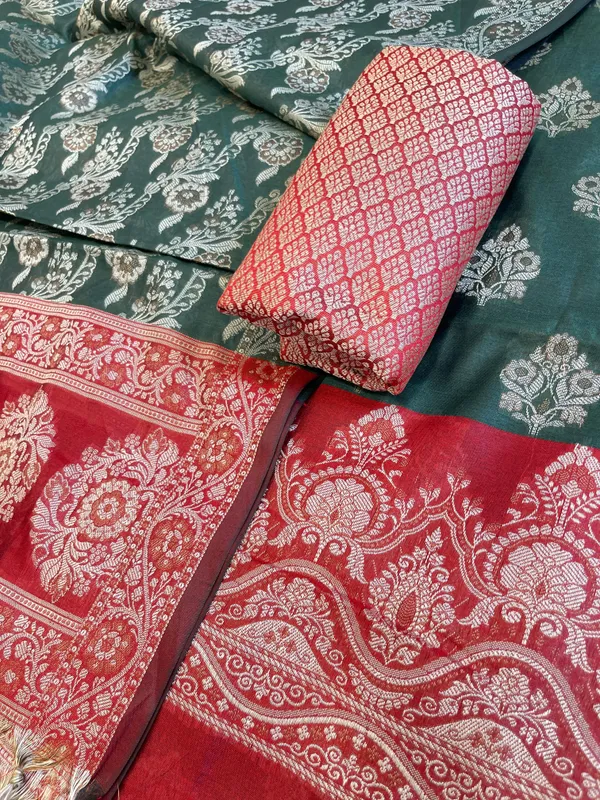Darkgreen_Cotton_Alfi_Resham_Floral_Boota_Contrast_Red_Border_Banarasi_Suit_600AJ_PJS7