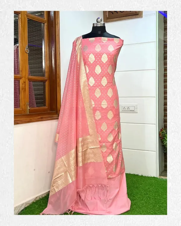 Peach_Pure_Mercerised_Cotton_Floral_Zari_Boota_with_Lorex_weave_Chunri_Booti_Dupatta_12SKL_PML25