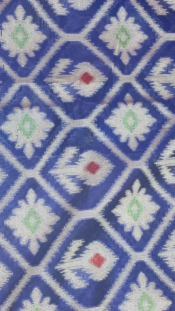 Blue_Cotton_Blend_Banarasi_Sarees_For_Women_GEASF_772