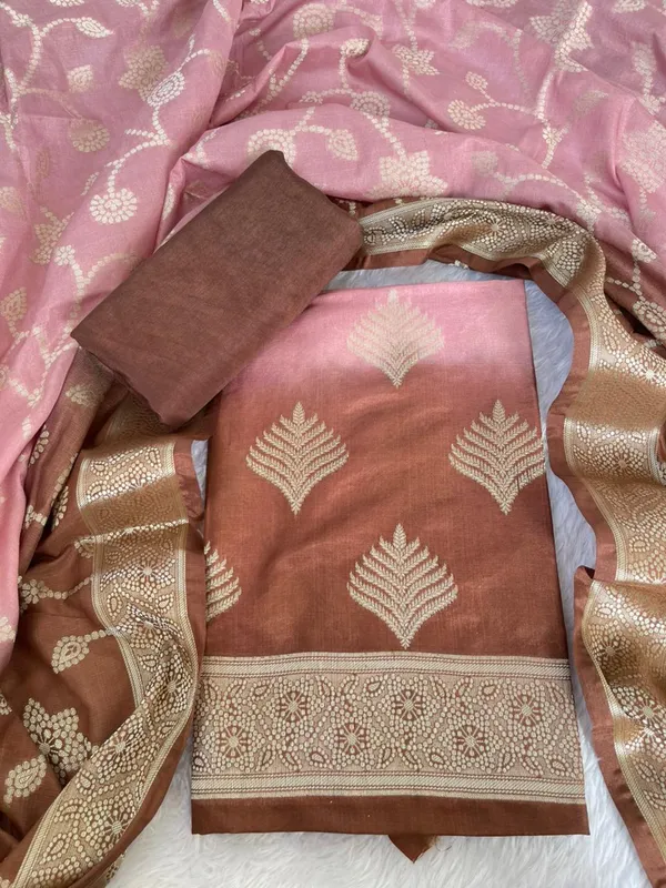 Dual_Shaded_Burgundy_Katan_Georgette_Banarasi_Suit_with_Gold_Zari_Booti_&_Rich_Border_130DAN_SH5