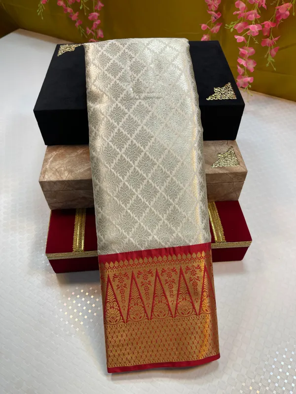 Off_white_Semi_Kanchi_Silk_Brocade_Contrast_Red_Border_Banarasi_Saree_MS_SK13