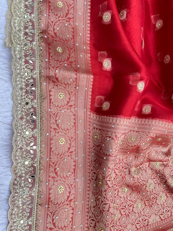Red_Glass_Tissue_Silk_Floral_Zari_Booti_with_Lace_work_and_Stone_work_Zari_Border_Banarasi_Saree_BFS_GT5