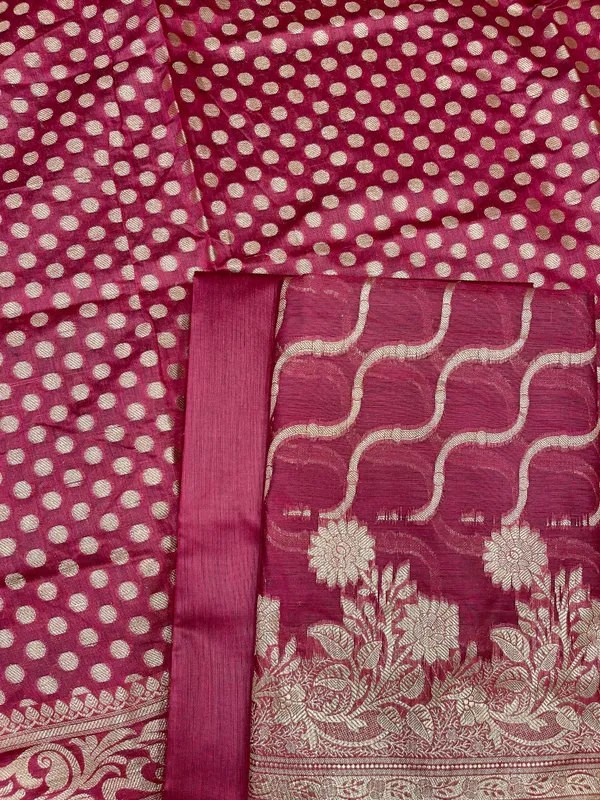 Magenta_Cotton_Silk_Lehariya_Banarasi_3_pcs_Suit_Set_675JVC_102
