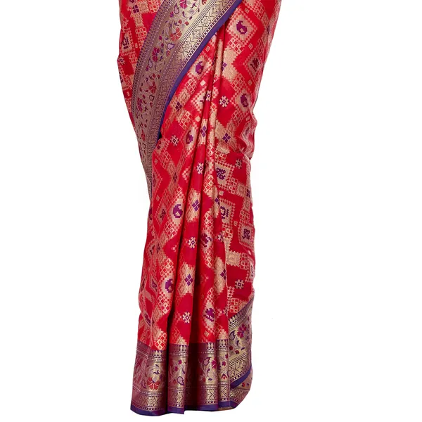 Humairah_Presents_Red_Satin_Silk_Saree_With_Blouse_Piece(JA49)