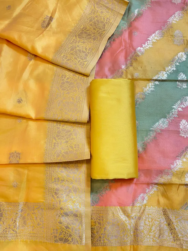 Rangkaat_Art_Silk_Banarasi_3_pcs_Suit_Set__with_Contrast_Yellow_Dupatta_650SKL_RNG7