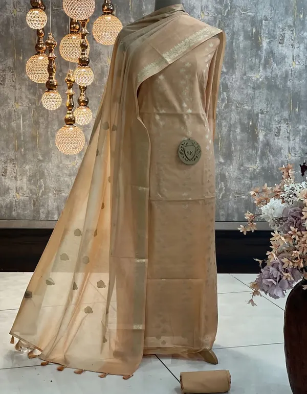 Tussar_Cotton_Silk_Banarasi_Suit_with_Silver_Zari_Booti_&_Elegant_Tassel_Dupatta_1050SKL_CSP5