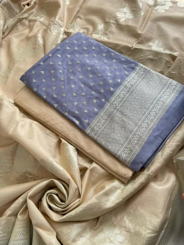 Light_Purple_Pashmina_Silk_Chunri_Zari_Booti_Banarasi_Suit_with_Contrast_Beige_Floral_Jaal_Dupatta_1250DAN_PMC9