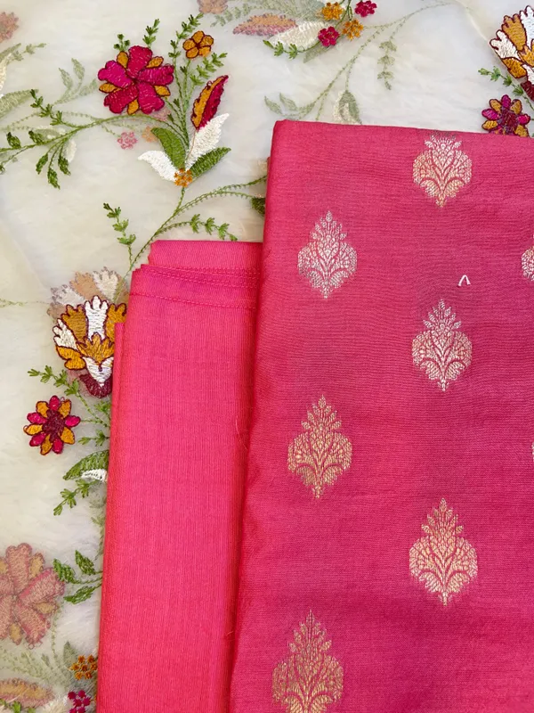 Pink_Cotton_Silk_Dyable_Floral_Zari_Booti_with_Embroidered_Dupatta_Banarasi_3_pcs_Suit_Set_14IM_DCS18