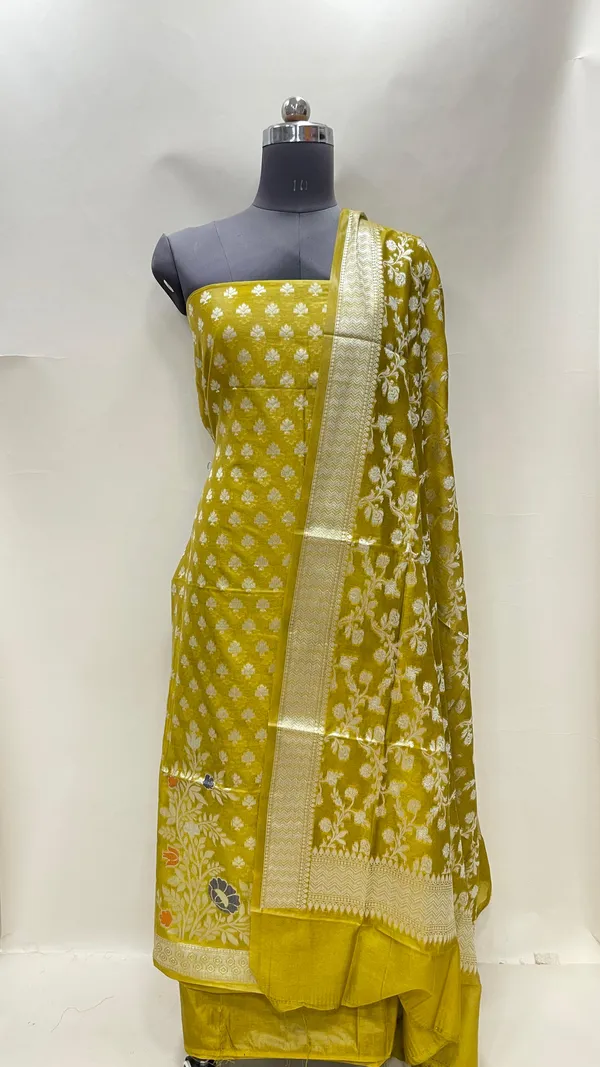 Humairah_Mehndi_Semi_Georgette_Floral_Ikkat_Mina_Border_3_pcs_Suit_Set_with_Plain_Bottom_and_Floral_Zari_Jaal_Mehndi_Dupatta