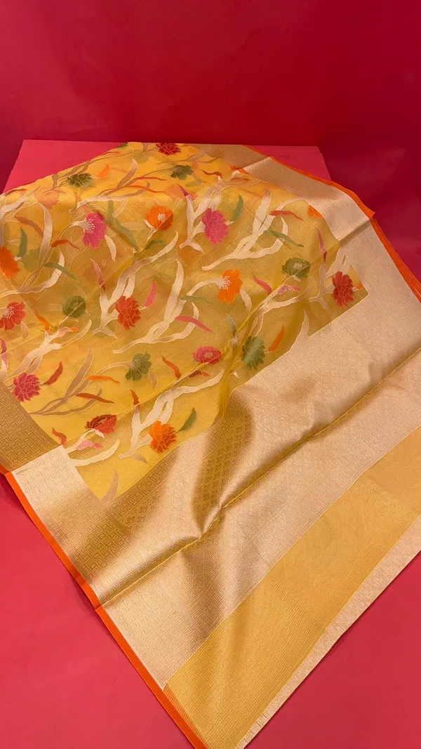 Yellow_Cotton_Blend_Banarasi_Sarees_For_Women_GEASF_763