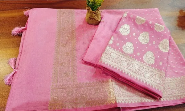 Peach_Katan_Georgette_Silver_Zari_Booti_Banarasi_Suit_Set_with_Chunri_Booti_1200SKL_KG8