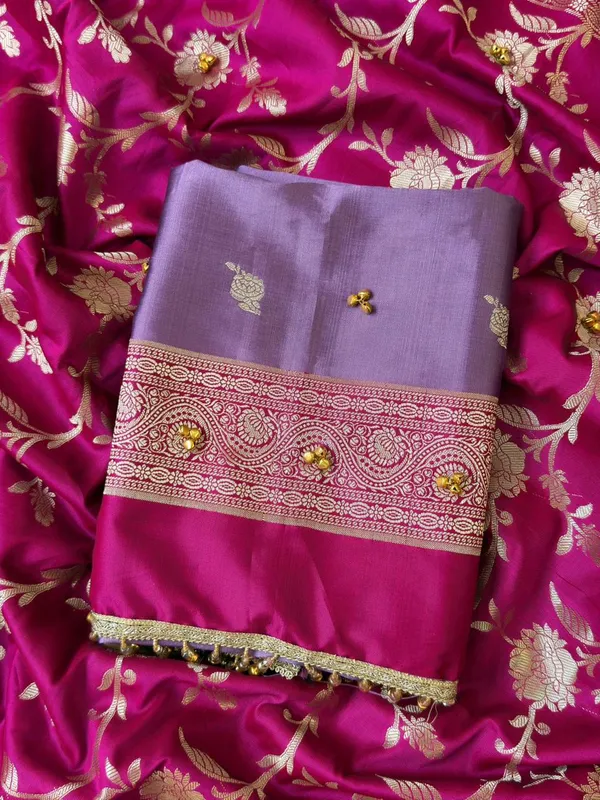 Light_Purple_Silk_Zari_Booti_With_Ghungroo_And_Lace_Work_Banarasi_Suit_220PNJ_SG4