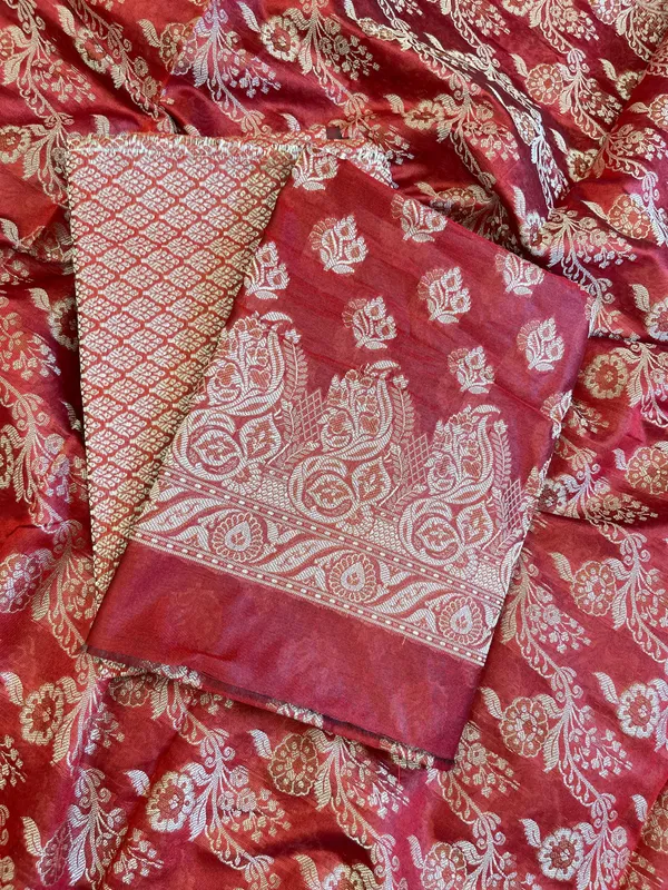 Red_Cotton_Floral_Resham_Booti_Contrast_Darkgreen_Dupatta_Banarasi_Suit_600AJ_PJS15