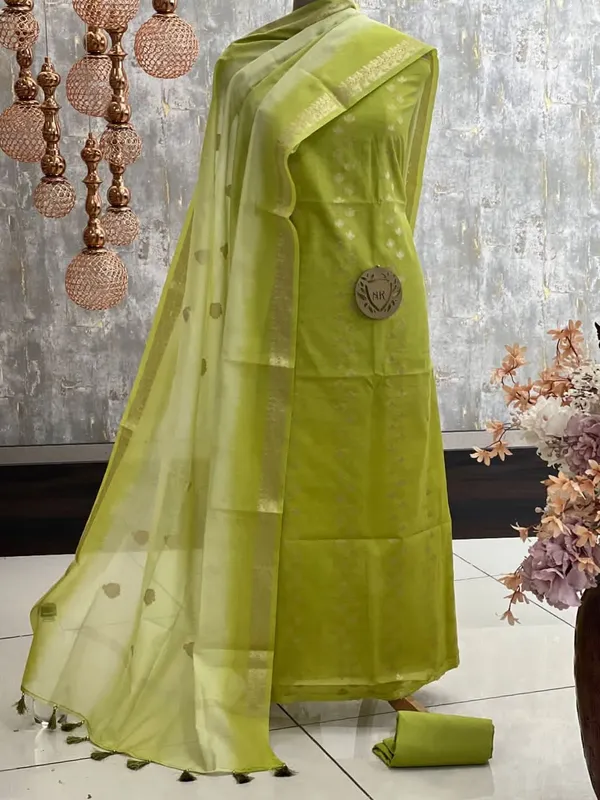 Green_Cotton_Silk_Banarasi_Suit_with_Silver_Zari_Booti_&_Elegant_Tassel_Dupatta_1050SKL_CSP6