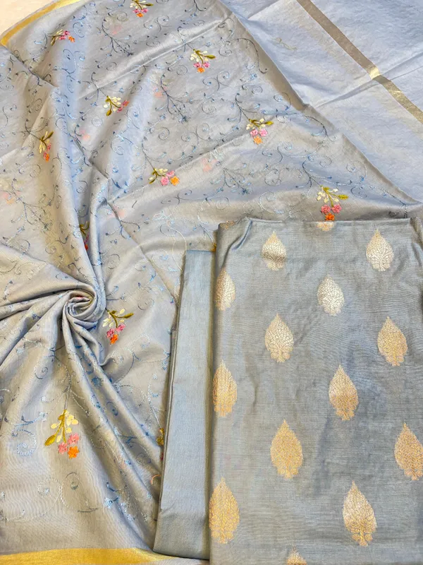 Grey_Cotton_Dyable_Floral_Zari_Booti_with_Embroidery_Resham_Dupatta_Banarasi_Suit_125IM_DCS22