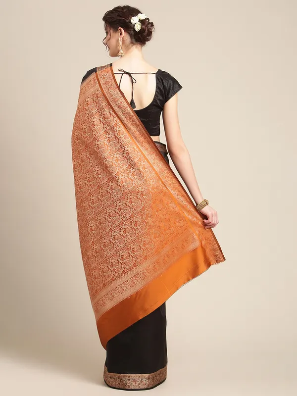 Humairah_Handwoven_Black_Valkalam_Katan_Silk_Plain_Resham_Border_With_Mustard_Blouse_Banarasi_Saree