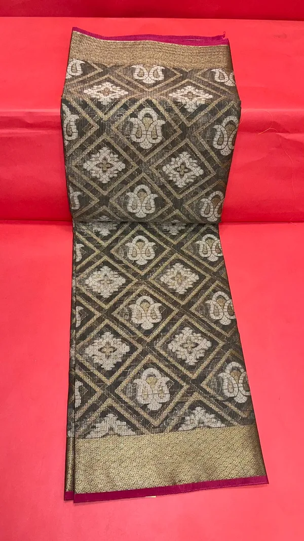Grey_Cotton_Blend_Banarasi_Sarees_For_Women_GEASF_775