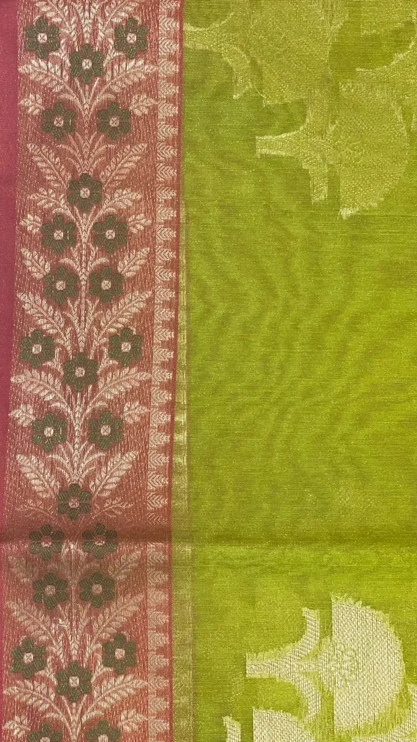 Green_Cotton_Blend_Banarasi_Sarees_For_Women_GEHKR_25