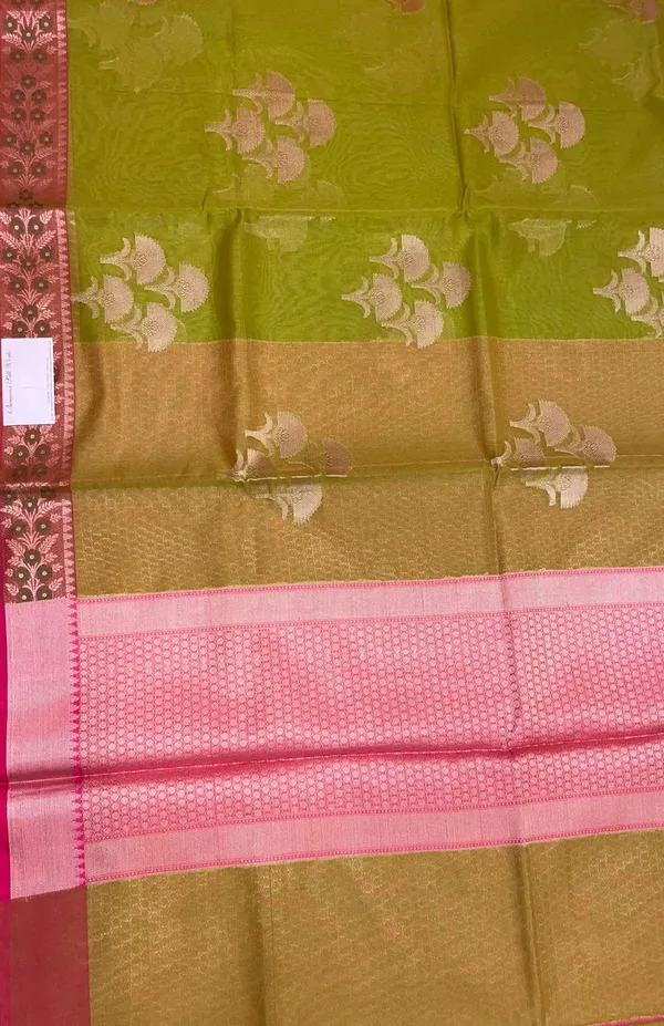 Green_Cotton_Blend_Banarasi_Sarees_For_Women_GEHKR_25