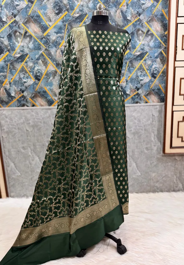 Dark_Green_Katan_Silk_Floral_Zari_Daman_Booti_Banarasi_Suit_with_Tilfi_Zari_Jaal_Dupatta_800SKL_KSD21