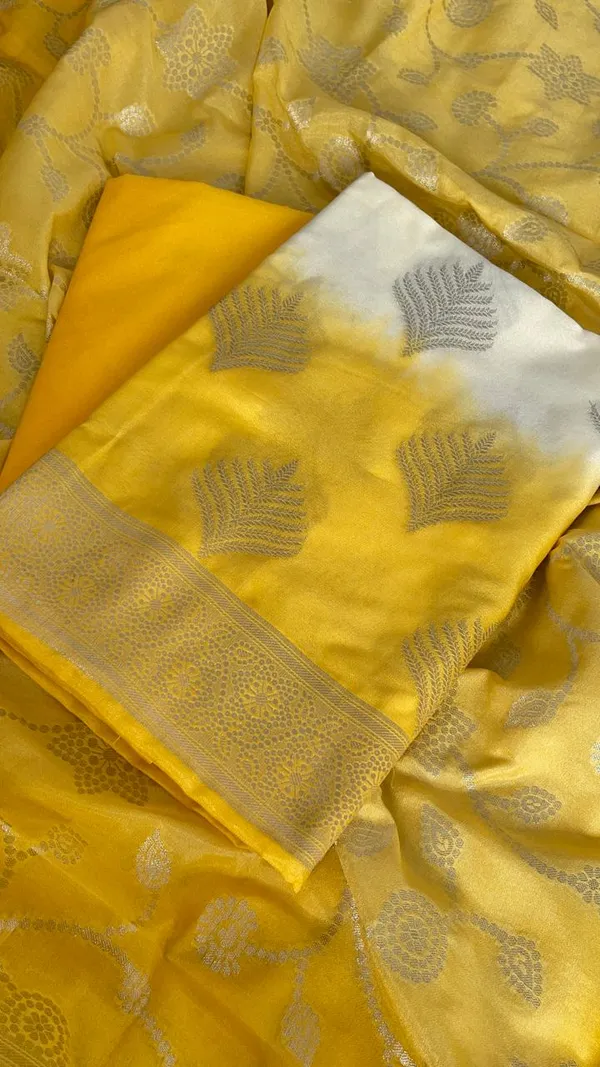 Dual_Shaded_Gold-Cream_Katan_Georgette_Banarasi_Suit_with_Gold_Zari_Booti_&_Rich_Border_130DAN_SH2